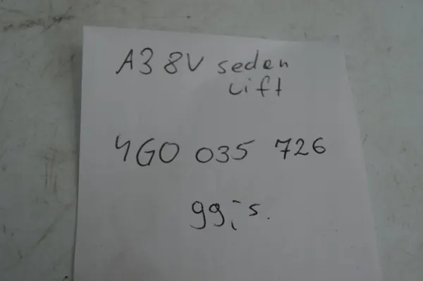 Prise USB Audi OEM 4G0035726 pour A3 S3 8V image 5