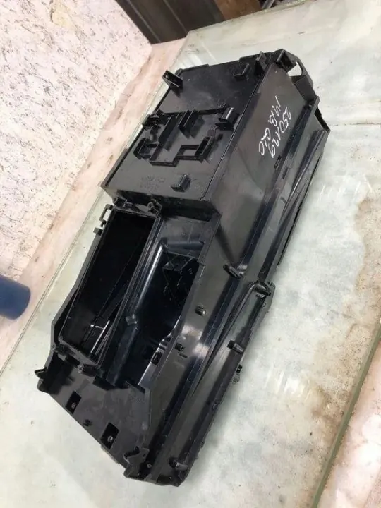 Mercedes GLC 254 juomapidin OEM A2546807200 image 3