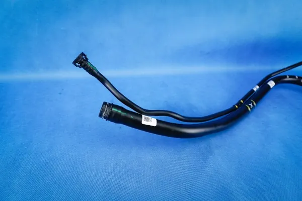 Goulotte AdBlue SCR BMW X5 G05 X6 G06 16197440011 image 3