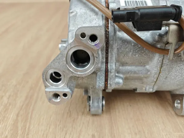 BMW Klimakompressor OEM 9890656 für 530i G30 G11 image 6