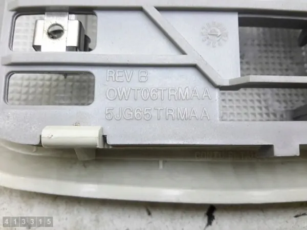Console éclairage plafond Dodge Caliber OEM 5jg65trmaa image 5