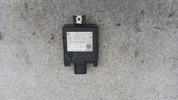 Audi OE 2Q0907686G Radarregelmodule image 2