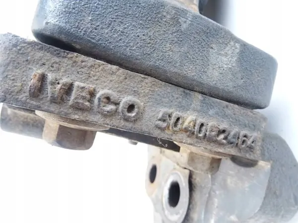 Support de cabine OEM 500357205 avant droit Iveco Stralis image 3
