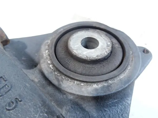 Support de cabine OEM 500357205 avant droit Iveco Stralis image 4