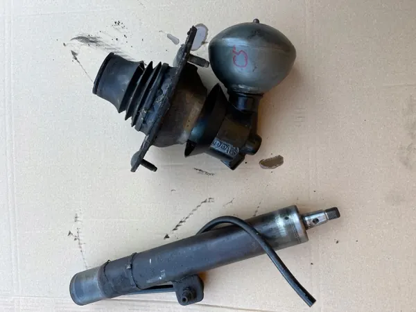 OEM framhjulsupphängningssfärventil för Citroen C5 I 2001-2005 image 3