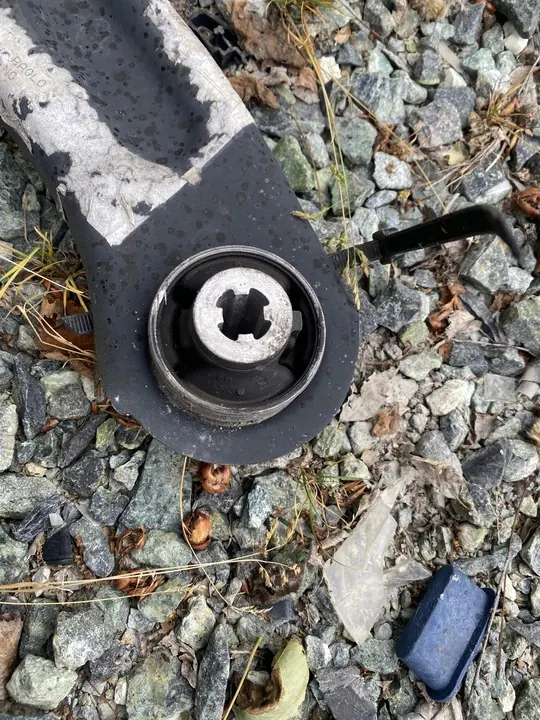 Braccio di Controllo Destro Peugeot 9850674380 image 2