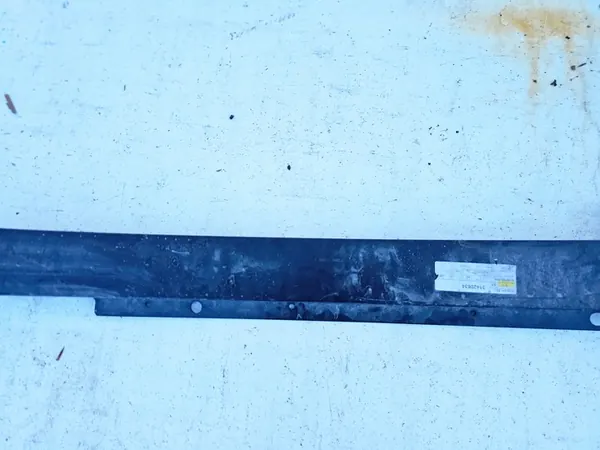 Etupuskuri Volvo XC60 II 2017+ OEM 32277367 image 6