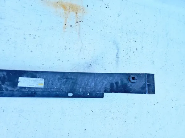 Etupuskuri Volvo XC60 II 2017+ OEM 32277367 image 7