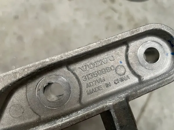 Moottorin Tuki VOLVO XC90 II 31359890 image 2