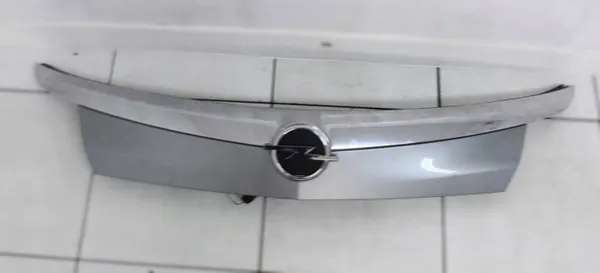Opel Insignia A Tavaratilan Kannenvarsi OEM TBS27147 image 2