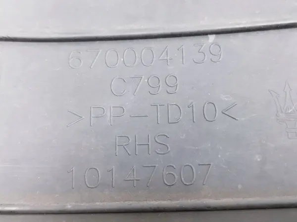 Maserati Ghibli Parte Delantera Derecha image 6