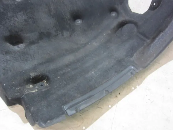 BMW 7 F01/F02 Fram vänster hjulhusfoder OEM 7185163 image 4