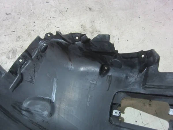 BMW 7 F01/F02 Fram vänster hjulhusfoder OEM 7185163 image 9