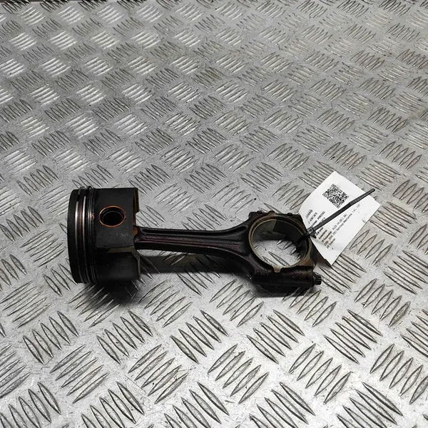 Audi A4 Kolv 1.8L 120kw 2003 OEM 06A198401 image 3