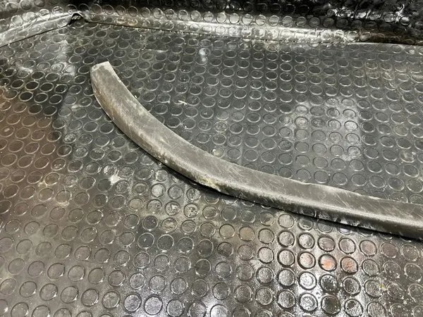 Kia Ceed II Framstötskåpsspoiler OEM 86591-A2600 image 3