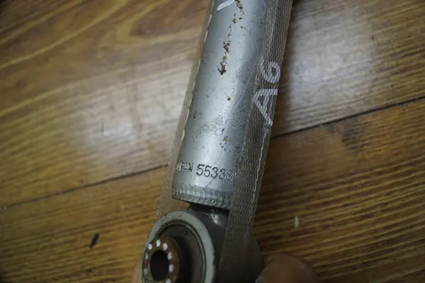 Amortizzatore KYB 553385 image 9