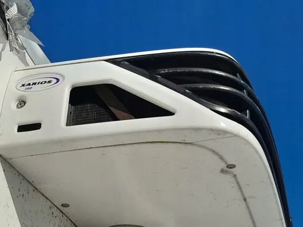 Carrier Xarios 350 12V koelaggregaat 643 image 3
