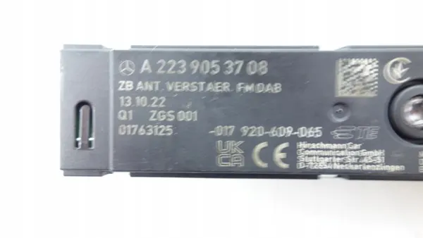 Mercedes Antenneversterker Module OEM A2239053708 image 5