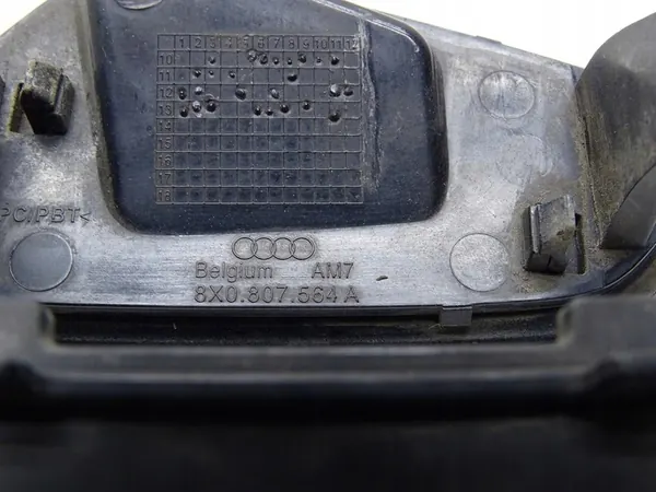 Tapa de lavaparabrisas delantera derecha Audi A1 8X 8X0807564A image 8