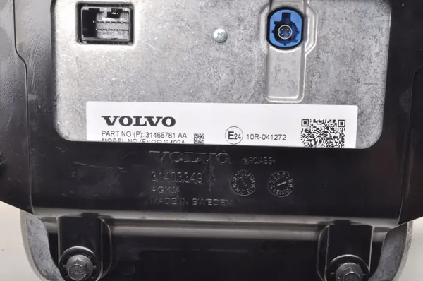 Volvo XC90 II Navigationsbildschirm OEM 31466781 image 9