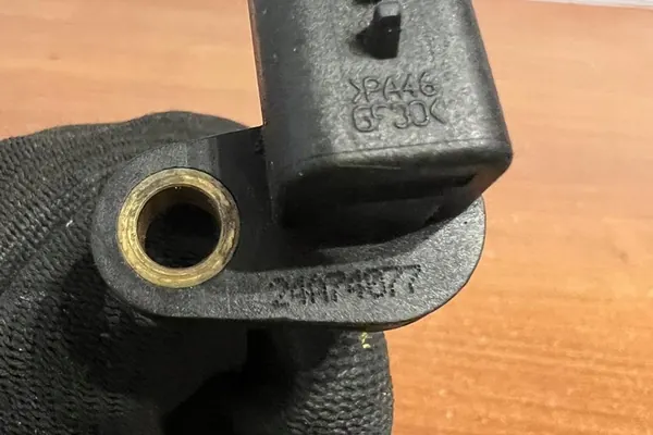 Luftmassenmesser CITROËN C5 II BREAK 96554327 image 3