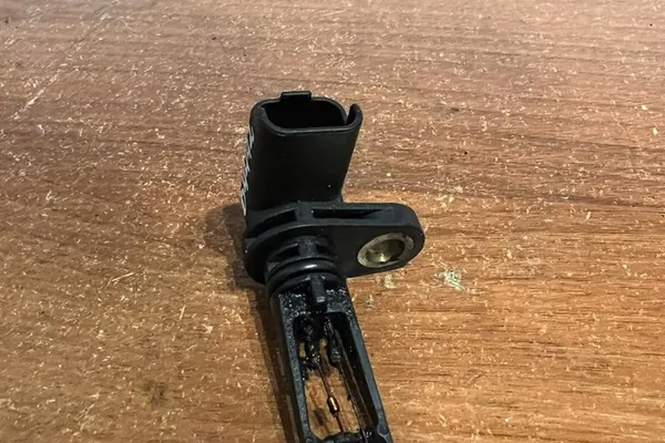 Luftmassenmesser CITROËN C5 II BREAK 96554327 image 4