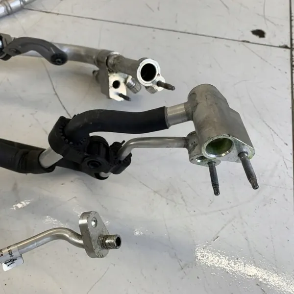 OEM 5412584325878963254582 airco slangenset Maserati Levante image 4