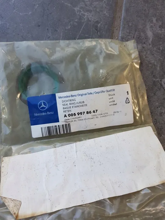 Joint torique de transmission Mercedes W115 W123 A0059978647 image 3