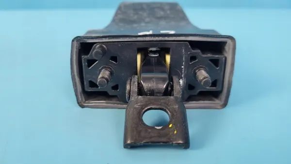 Mercedes EQE 350+ Deurrem Links Voor OEM A2957201300 image 3