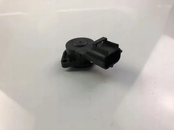 Sensor pedal embraiagem OEM 988F9B989BB para Ford Transit image 2