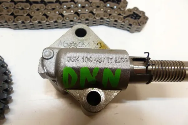 Kit de distribution OEM 06K109507R pour Skoda 2.0 TSI image 6
