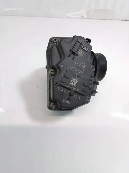 BMW 3 F30 F35 F31 2016 Drosselklappe 2.0D 8512452 image 2