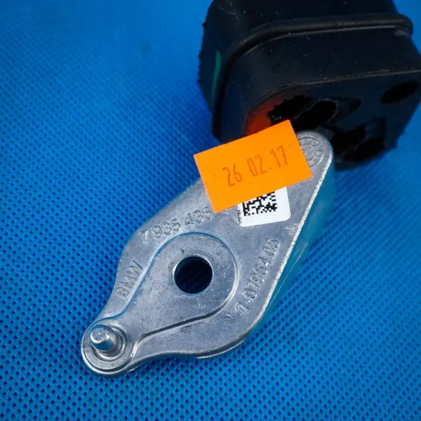 Suporte tubo escape direito OEM 7935436 BMW X5 G05 image 4