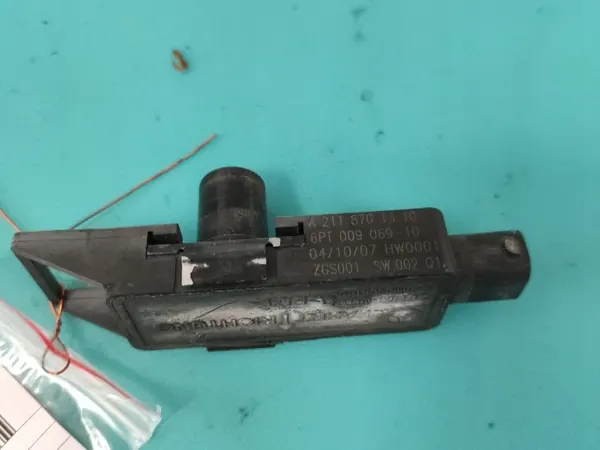 Mercedes Skymningssensor OEM A2118701310 Begagnad image 2