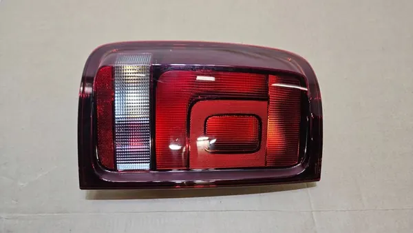 Luz trasera izquierda VW Amarok EU Org image 8