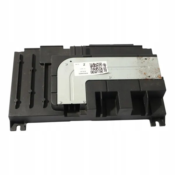 Audi A3 8V Bang & Olufsen Äänenvahvistin OEM 8V0035465C image 2