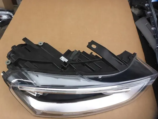AUDI Q3 8U0 Faro Derecho Bi-Xenón LED ZKW image 5