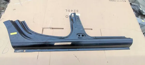 Seuil de Pilier Droit Renault Thalia OEM THALIA image 2