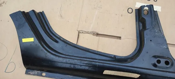 Seuil de Pilier Droit Renault Thalia OEM THALIA image 4