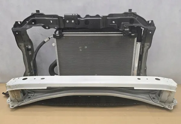 Juego completo de radiador Toyota Yaris III 11-20 164000Y060 image 3