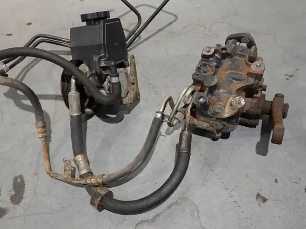 Mercedes Classe C W202 Caixa Direção Bomba Direção image 3