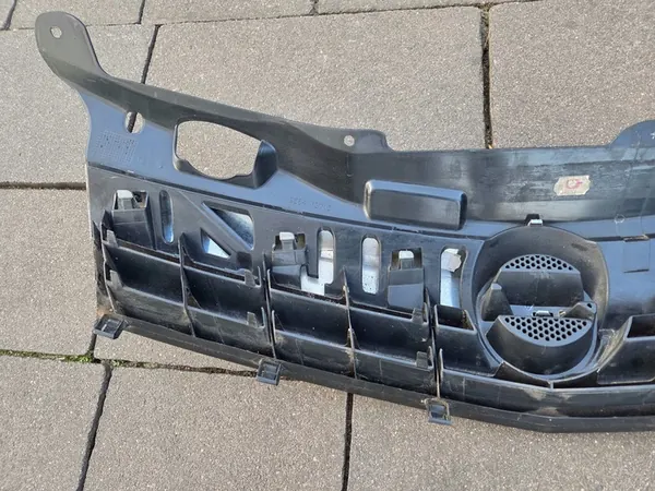 OPEL ASTRA H GTC Front Chrome Grille OEM 13241968 image 9