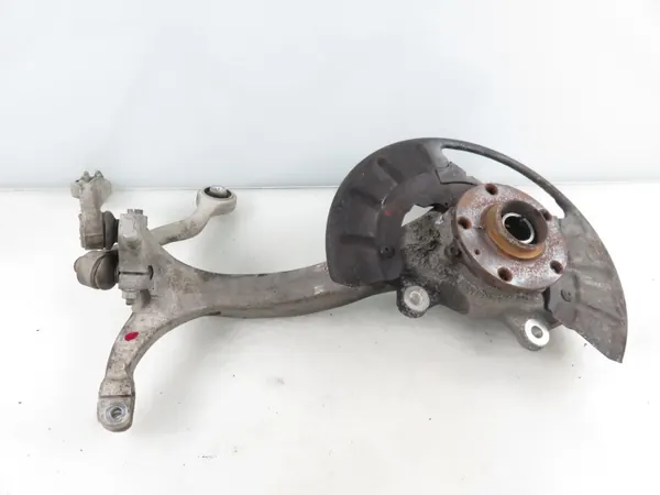 Pivot de roue avant droit OEM 4E0258J d'occasion image 10