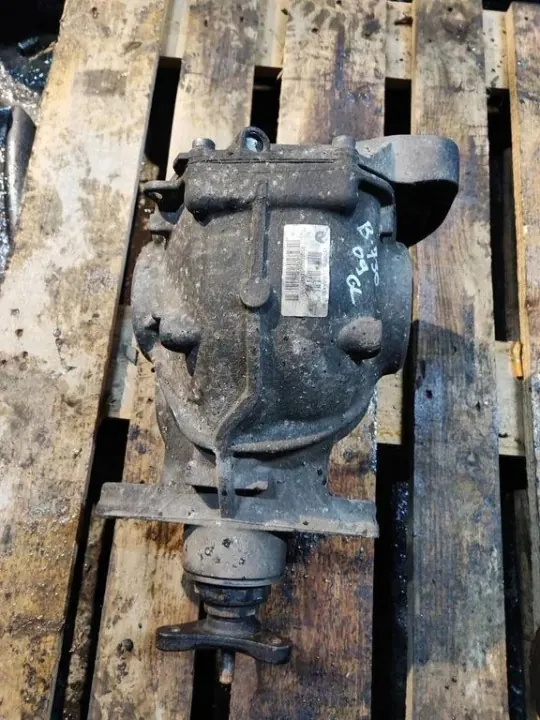 BMW 7 (F01,F02) Rear Differential 457431501 3.0L Diesel 2009 image 2