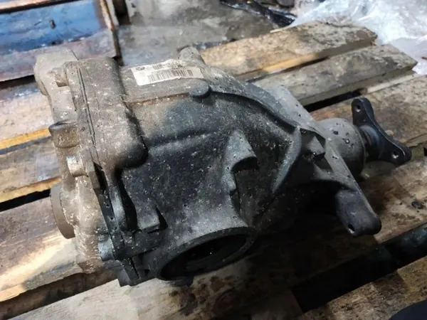 BMW 7 (F01,F02) Rear Differential 457431501 3.0L Diesel 2009 image 3
