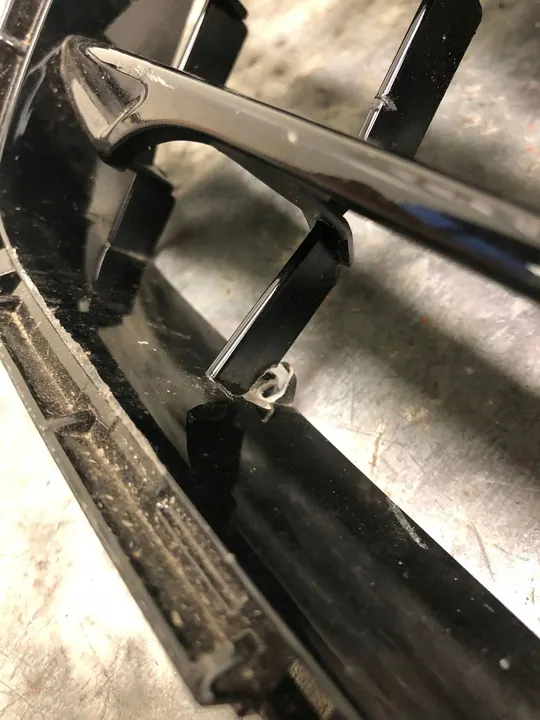 Grill Audi TT 8J 8J0853651H image 7