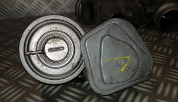 Corpo de Aceleração BMW E87 E90 318d 320d 330d E60 520d 530d X3 X5 image 10