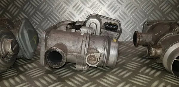 Corpo de Aceleração BMW E87 E90 318d 320d 330d E60 520d 530d X3 X5 image 6