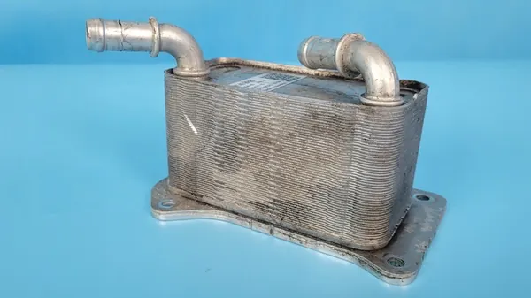 VOLVO XC60 II 2.0D Ölkühler 31439995 image 3