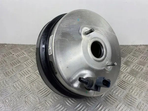 Servofreio Jeep OEM 04581957AF - Estado usado image 2